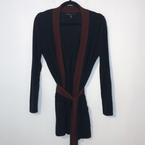 NWOT Judith & Charles soft thin wool open contrasting cardigan